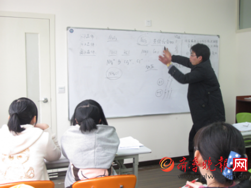2016年上海補習(xí)班調(diào)查：小班輔導(dǎo)讓成績更出眾(圖1)