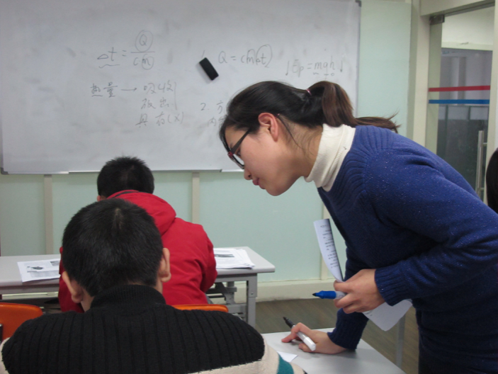 上海補習(xí)機構(gòu)迎招生季 學(xué)生眼中的“熱門補習(xí)班”(圖1)